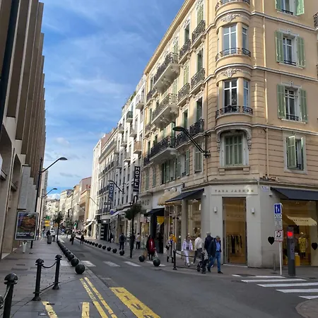 Daire Superbe Hypercentre Climatise Cannes